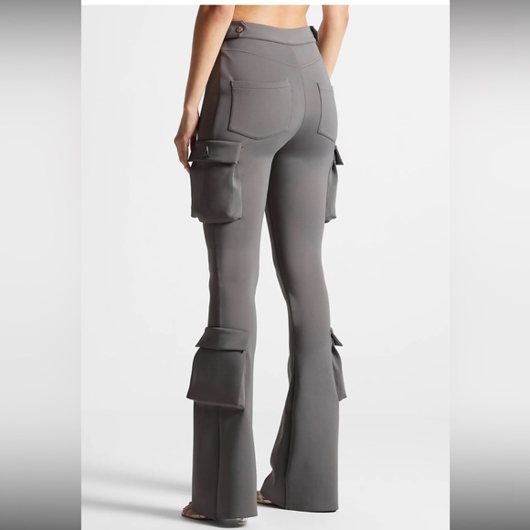 MANIERE DE VOIR Neoprene Cargo Fit Flare Leggings - Picture 2 of 9